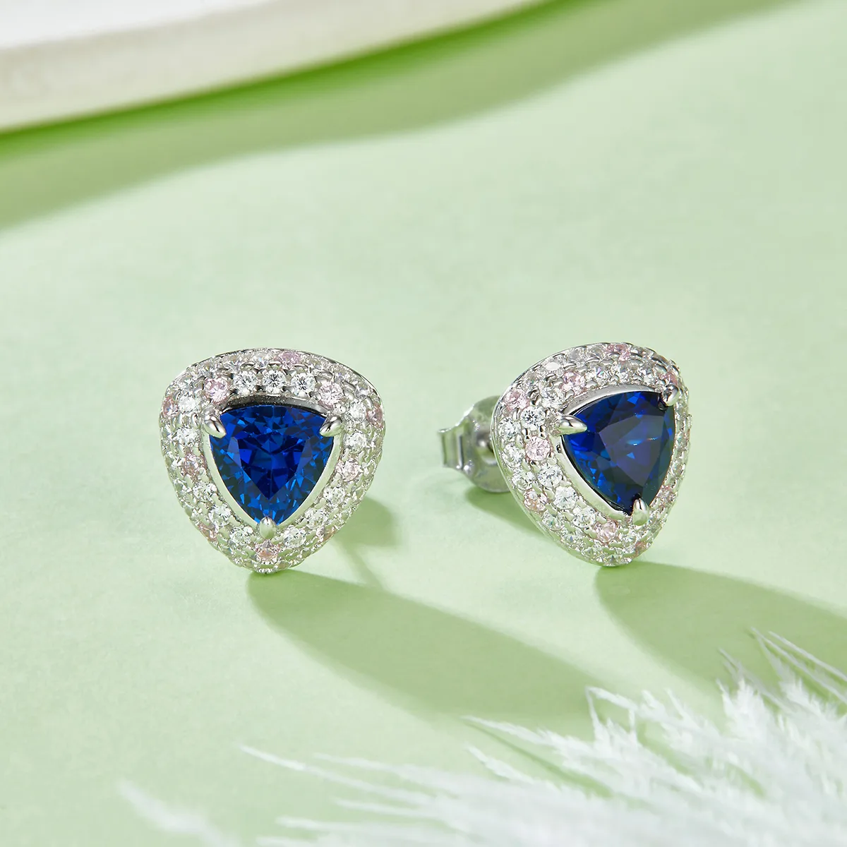 E1692B Trilliant Lab-Grown Sapphire S925 White-Gold-Plated Silver Earrings 1.6CT
