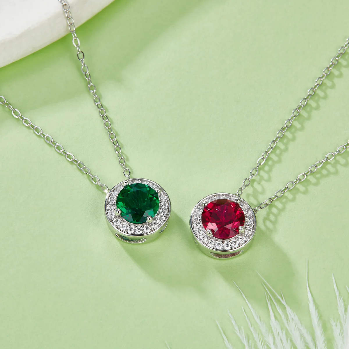 P1649 Round Lab-Grown Gemstone S925 White-Gold-Plated Silver Necklace 1.0CT