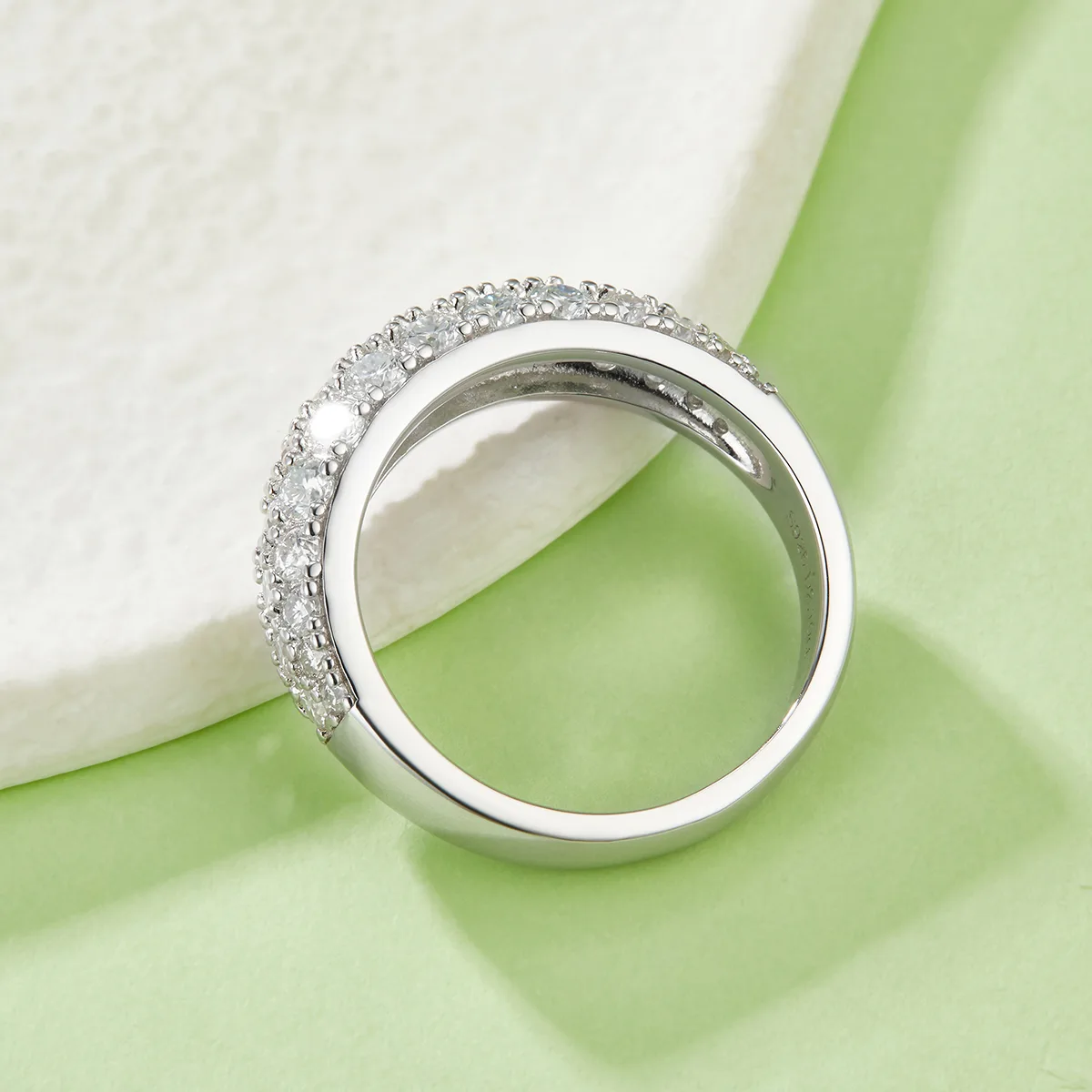 R240228002 S925 Silver 18K White Gold Moissanite Melee Confession Ring Women's Ring 1.92ct