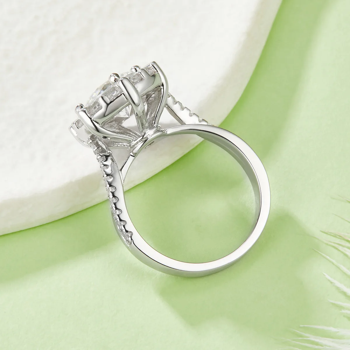 R230727018 S925 Silver 18K White Gold Round Moissanite Engagement Ring Women