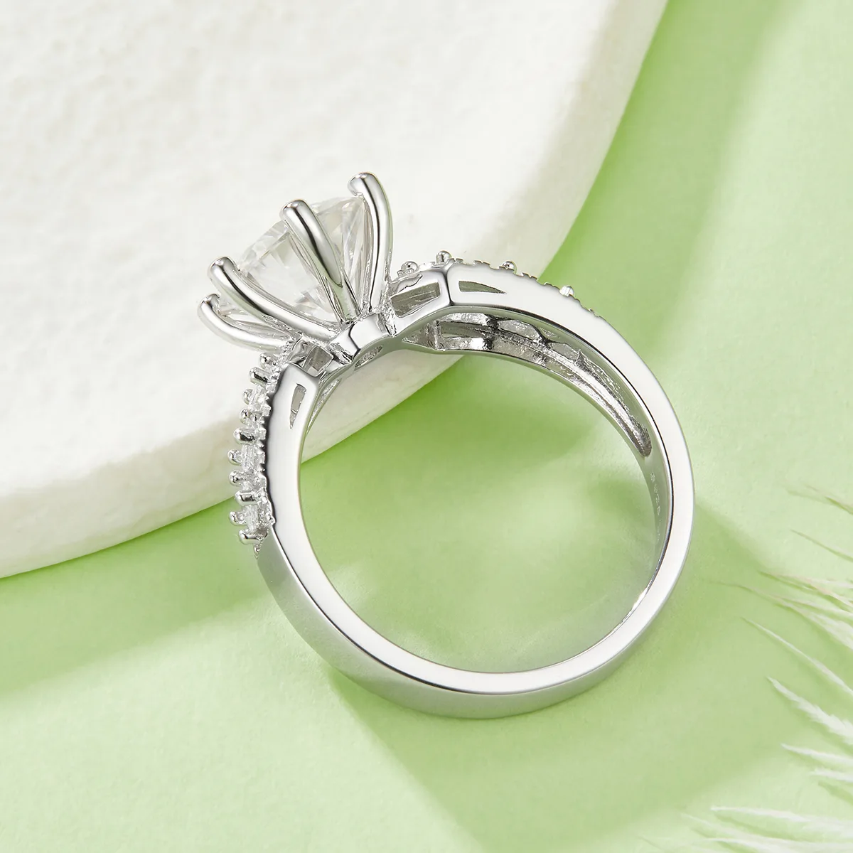 R230228008 S925 Silver 18K White Gold Round Moissanite Proposal Ring Women's Ring 9.0mm/3.0CT