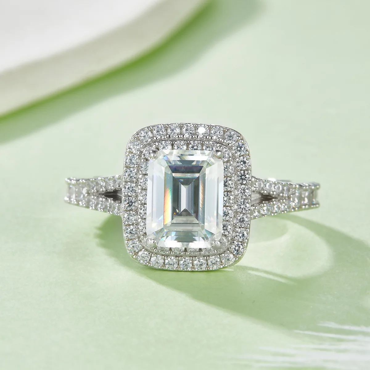 R240325004 S925 Silver 18K White Gold Emerald Moissanite Engagement Ring Women's Ring 9*7mm/3.0CT