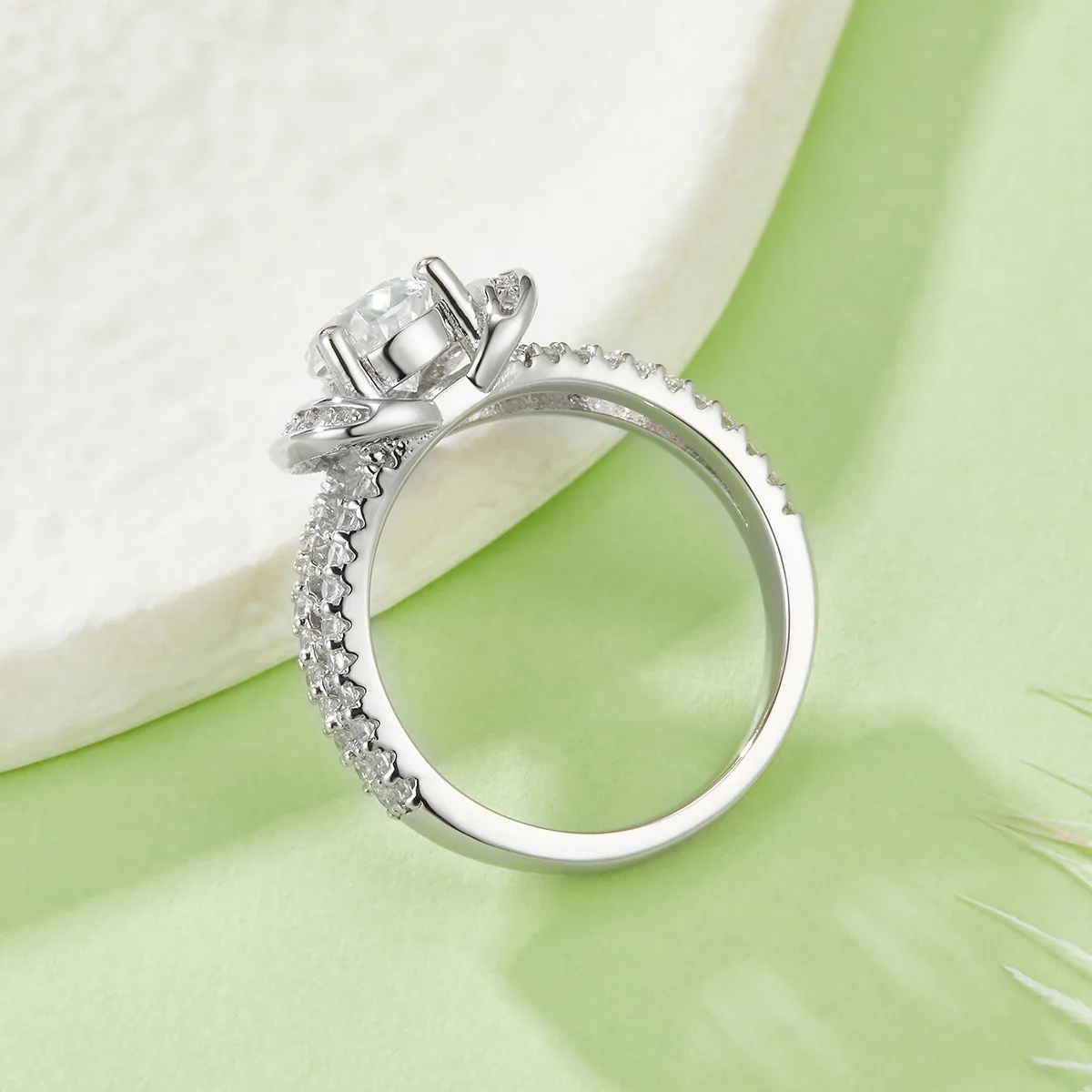 R230201018 S925 Silver 18K White Gold Pear Moissanite Confession Ring Women
