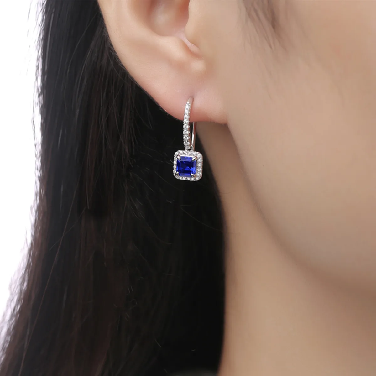 XSE0105 Lab-Grown Gemstone S925 White-Gold-Plated Silver Earrings Square 1.0ct