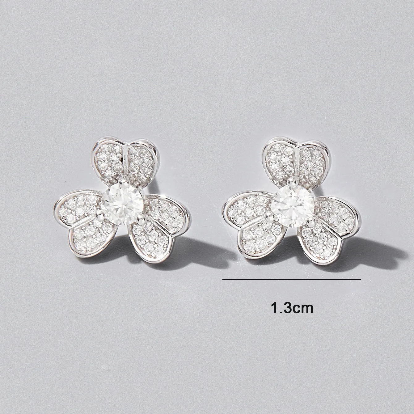 ES03244A1 S925 White-Gold-Plated Silver Cubic Zirconia Flower Stud Earrings