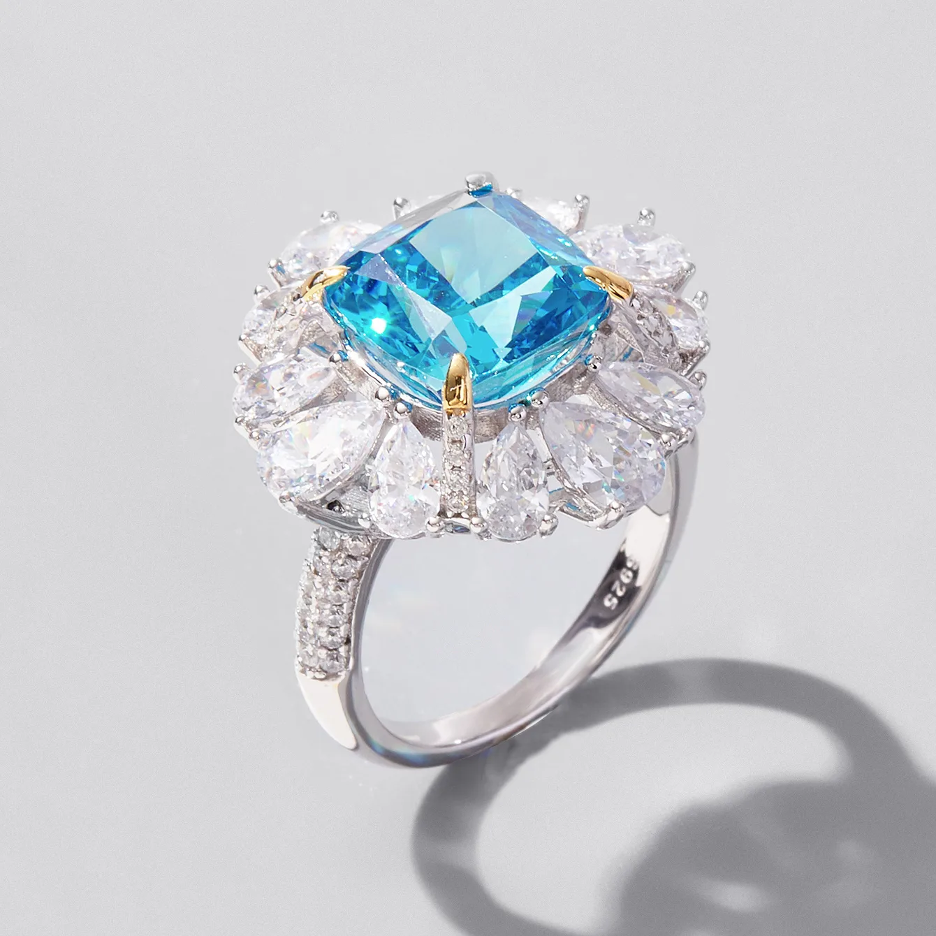 RS02647A1 S925 White-Gold-Plated Silver High-Carbon Diamond Confession Ring Ice-Cut Blue 10*10mm Square