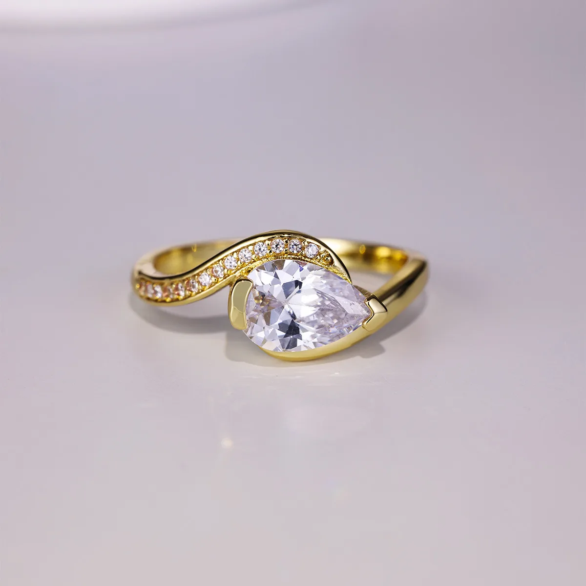 MR0070 Promise Ring S925 Silver 18K Yellow Gold Teardrop Moissanite Women's Ring 1.5CT