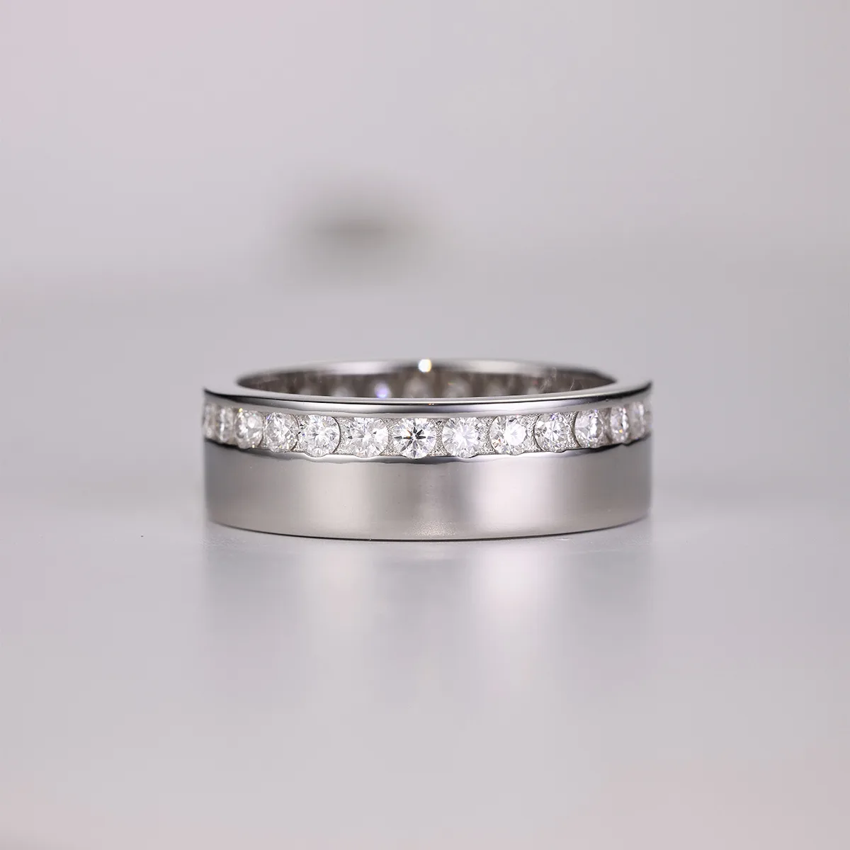 MR0066 S925 Silver 18K White Gold Minimalist Round Ring Moissanite Couple Bands