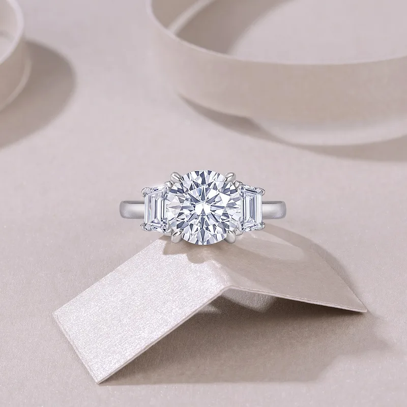 R15516 S925 Silver 18K White Gold Three-Stone Anniversary Ring Women's Ring Center Stone Moissanite 3.0CT