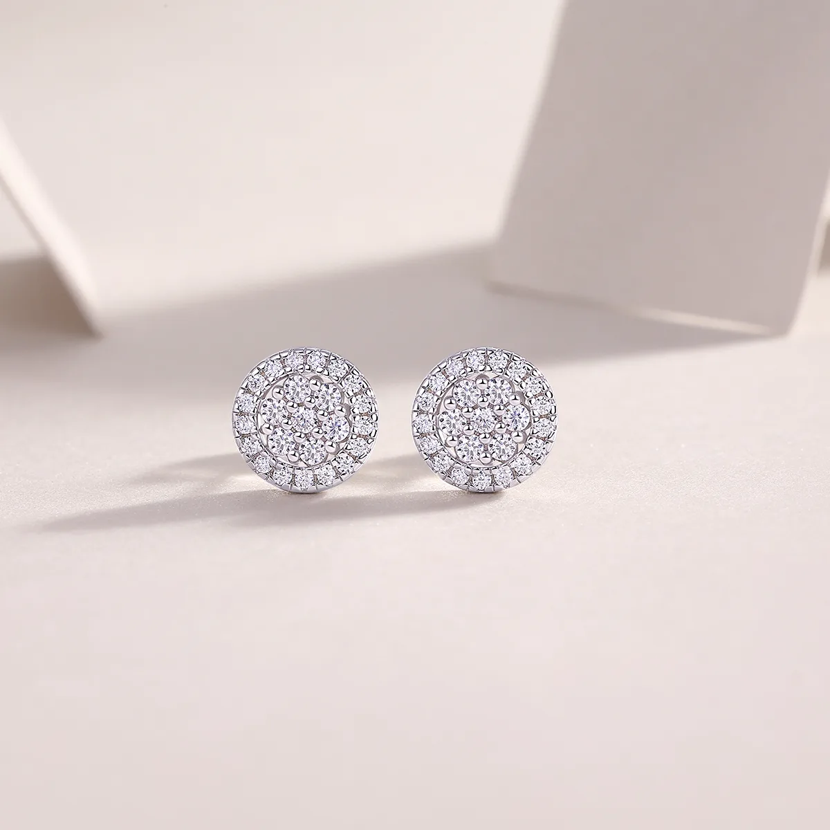 E13481 S925 Silver 18K White Gold Moissanite Stud Earrings 0.4ct