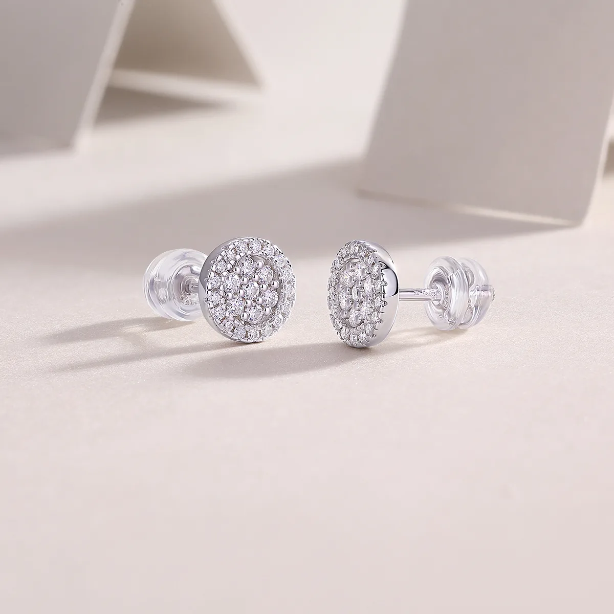 E13481 S925 Silver 18K White Gold Moissanite Stud Earrings 0.4ct