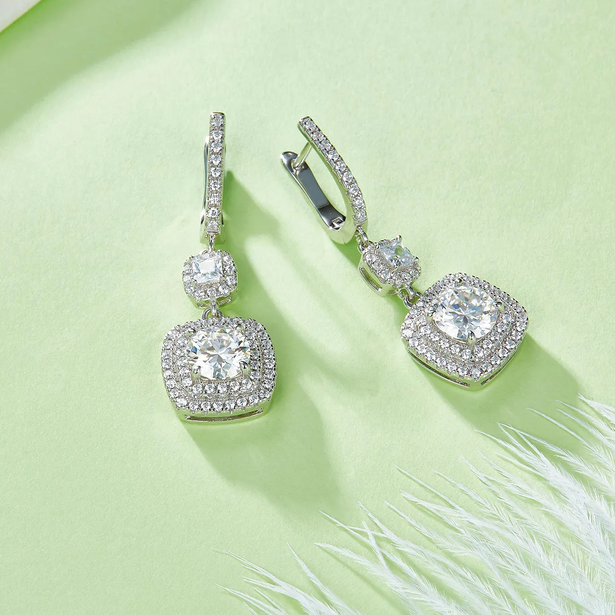 E220801007 S925 Silver 18K White Gold Round Moissanite Earrings 1.0CT/ Stones