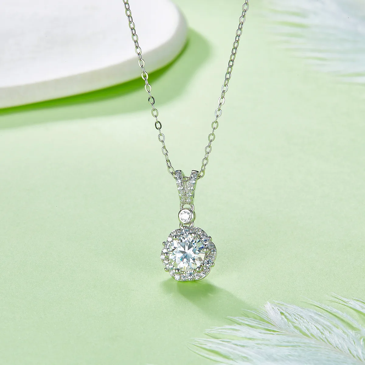 P230303014 S925 Silver 18K White Gold Flower Necklace Moissanite 1.0CT