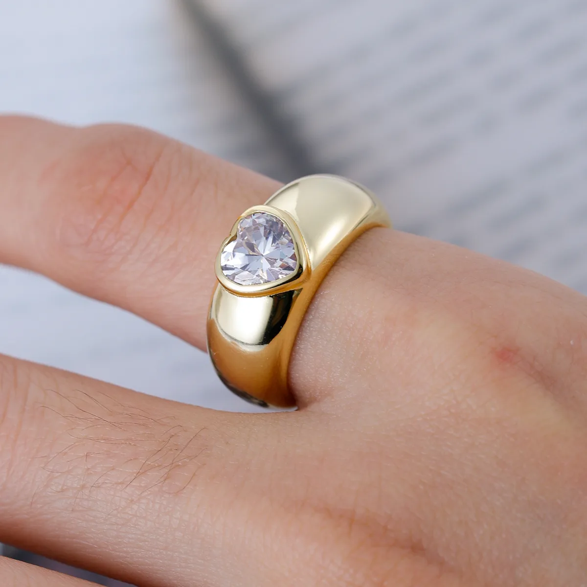 MR0092 Anniversary Ring S925 Silver 18K Yellow Gold Bezel Heart Moissanite Women's Ring 7.0mm/1.2CT