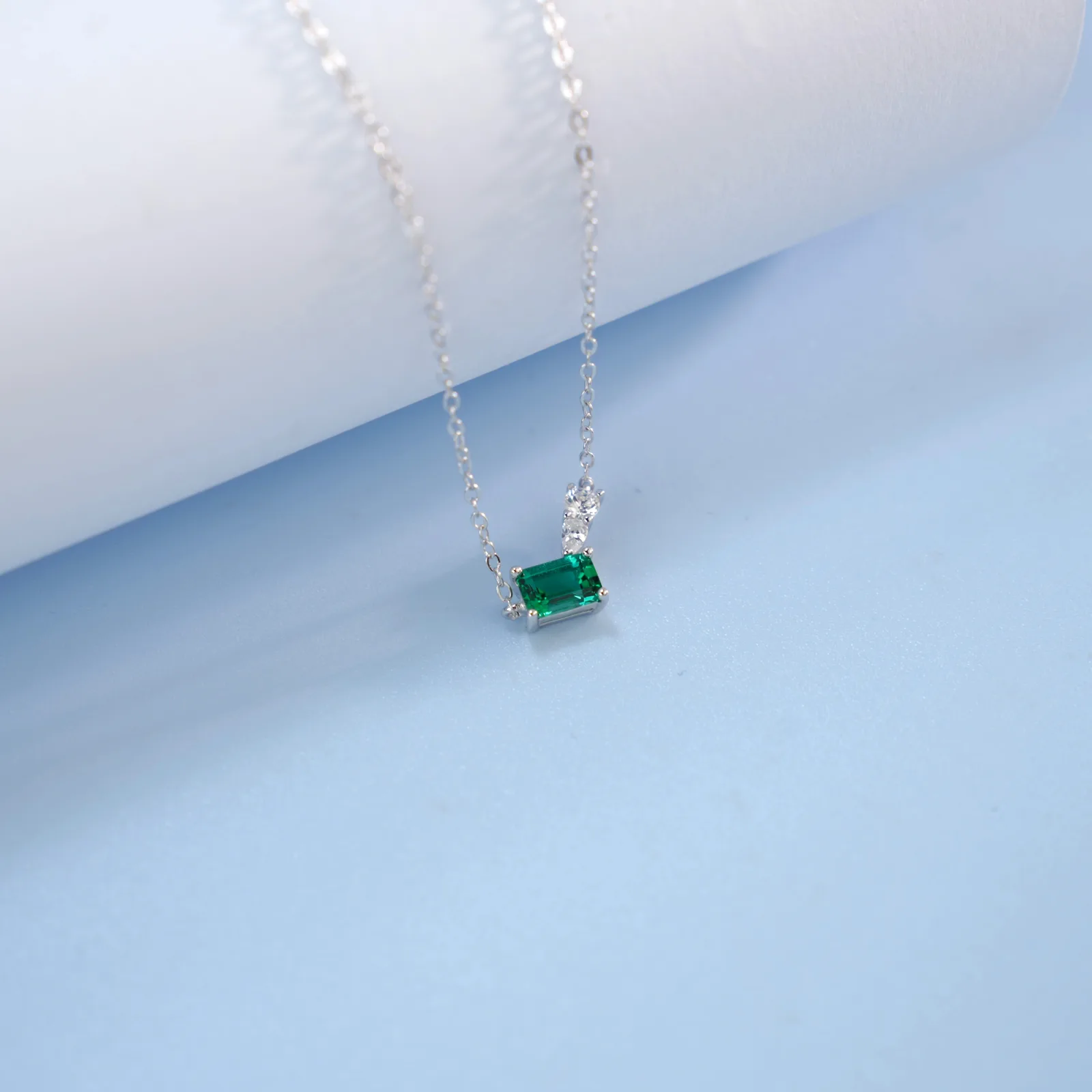 P5508R S925 Silver 18K White Gold Emerald Cut Lab-Grown Gemstone Necklace Center Stone 6*4mm