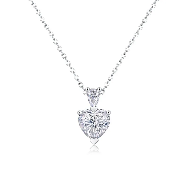 P13784 S925 Silver 18K White Gold Heart Moissanite Necklace Center Stone 8.0mm/2.0ct