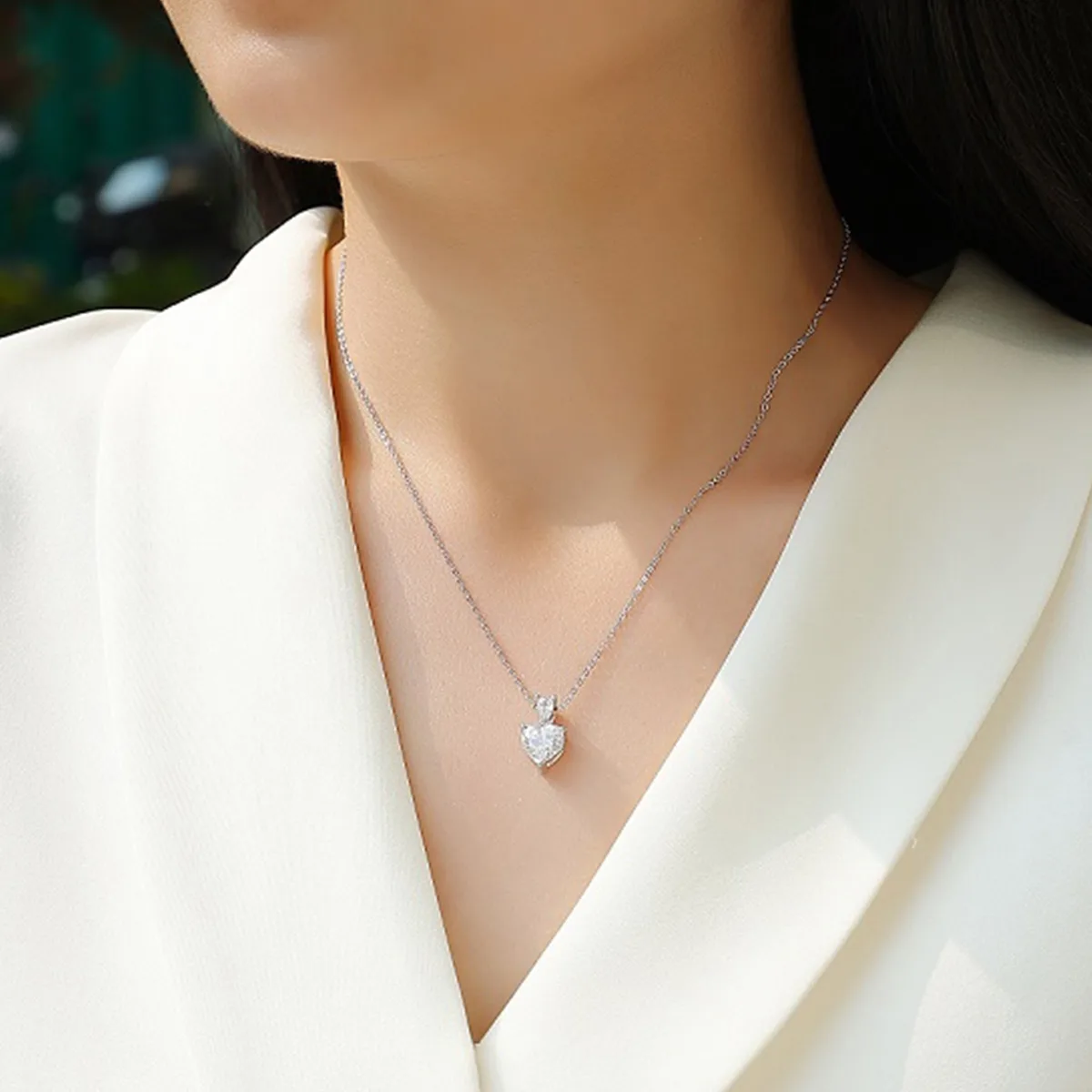 P13784 S925 Silver 18K White Gold Heart Moissanite Necklace Center Stone 8.0mm/2.0ct