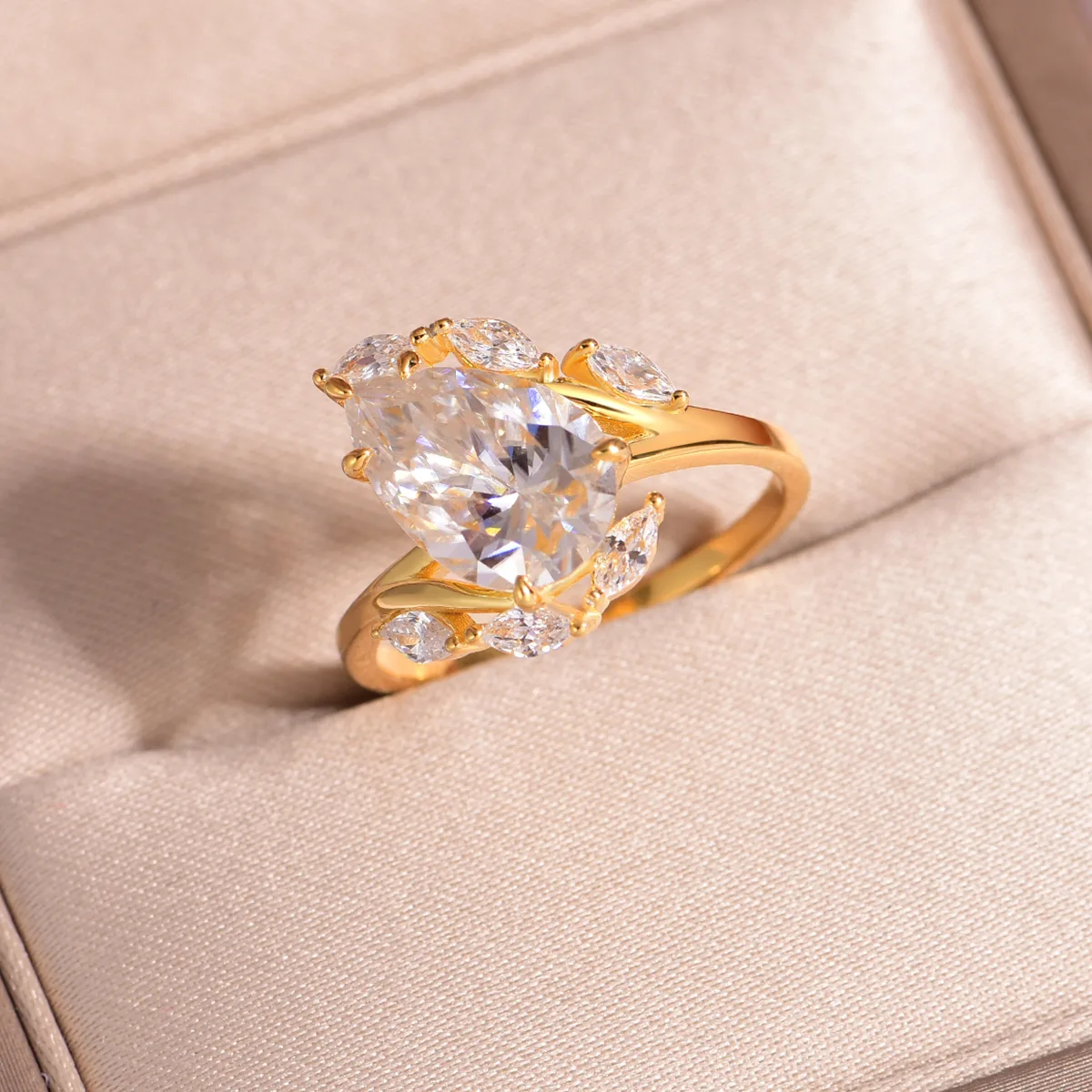 MR0145 S25 Silver 18K Yellow Gold Luxury Teardrop Moissanite Confession Ring Center Stone 4.0ct/12*8mm
