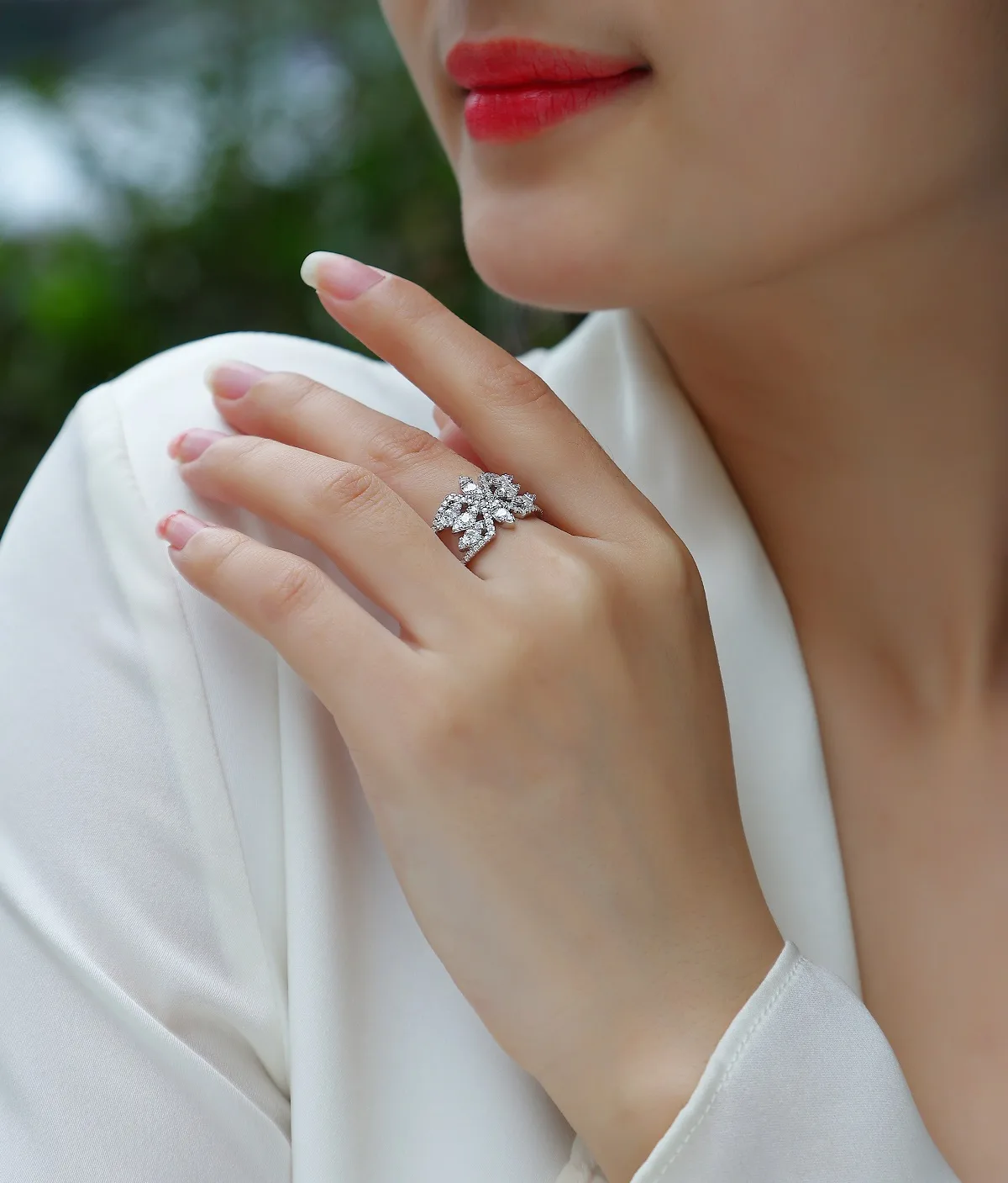 R13336 S925 Silver 18K White Gold Proposal Ring Women's Ring Moissanite Melee 1.0CT