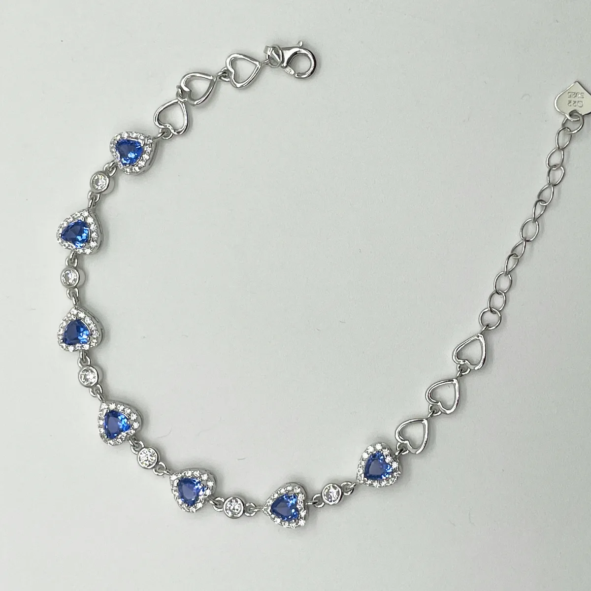 BS01496A3 S925 Silver 18K White Gold Heart High-Carbon Diamond/ Blue Spinel Bracelet