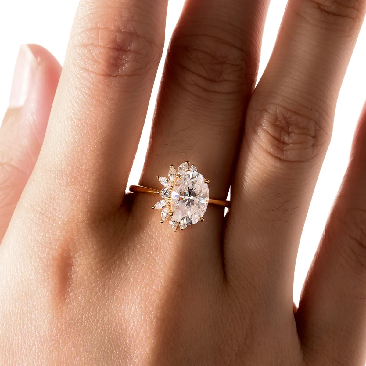 MR0185 S25 Silver 18K Yellow Gold Oval Moissanite Light Luxury Engagement Ring Center Stone 2.5ct/10*7mm