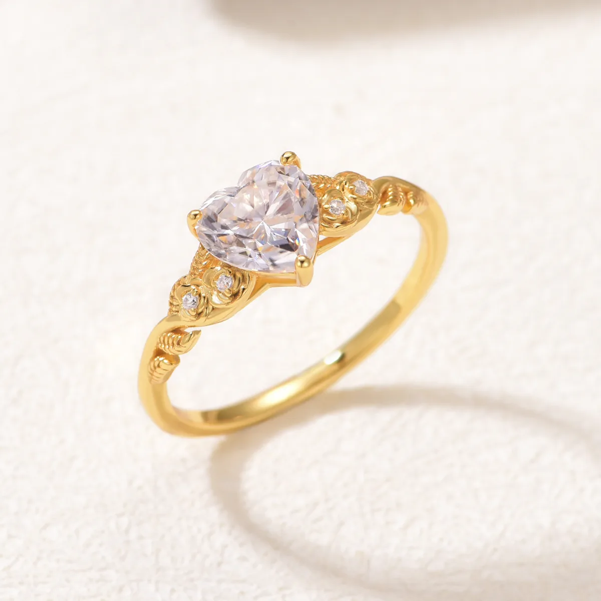 MR0163 S25 Silver 18K Yellow Gold Heart Moissanite Vine Flower Engagement Ring Center Stone 1.5ct/7.0mm