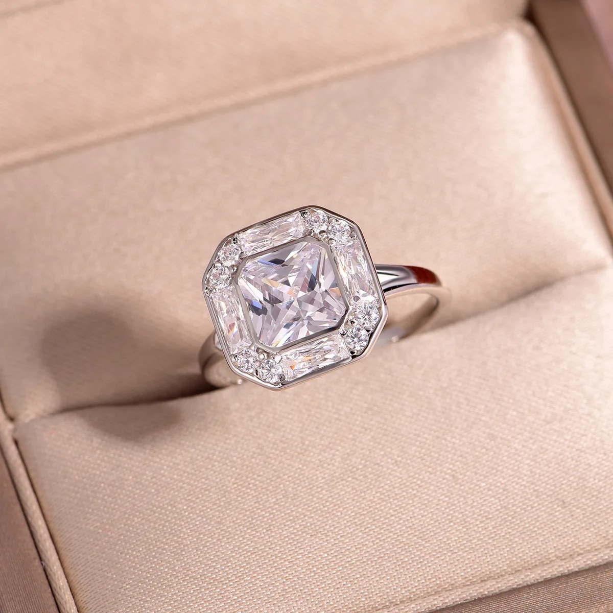 MR0159 S25 Silver 18K Gold Octagon Moissanite Personality Anniversary Ring Center Stone 2.0ct/7.0mm