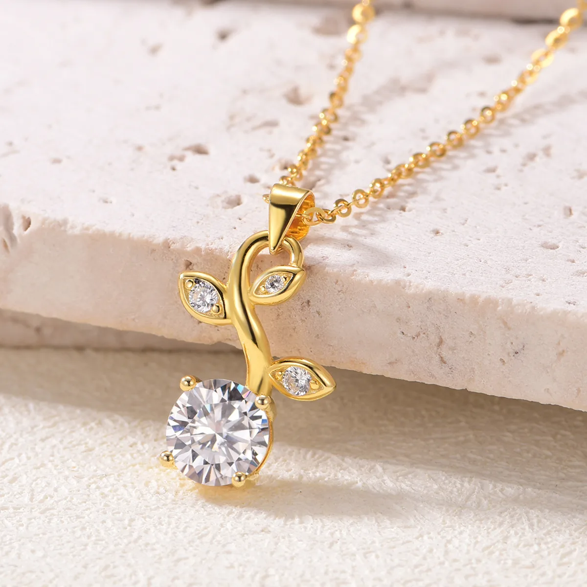 MP0042 S925 Silver 18K Yellow Gold Moissanite Small Flower Necklace 1.2ct