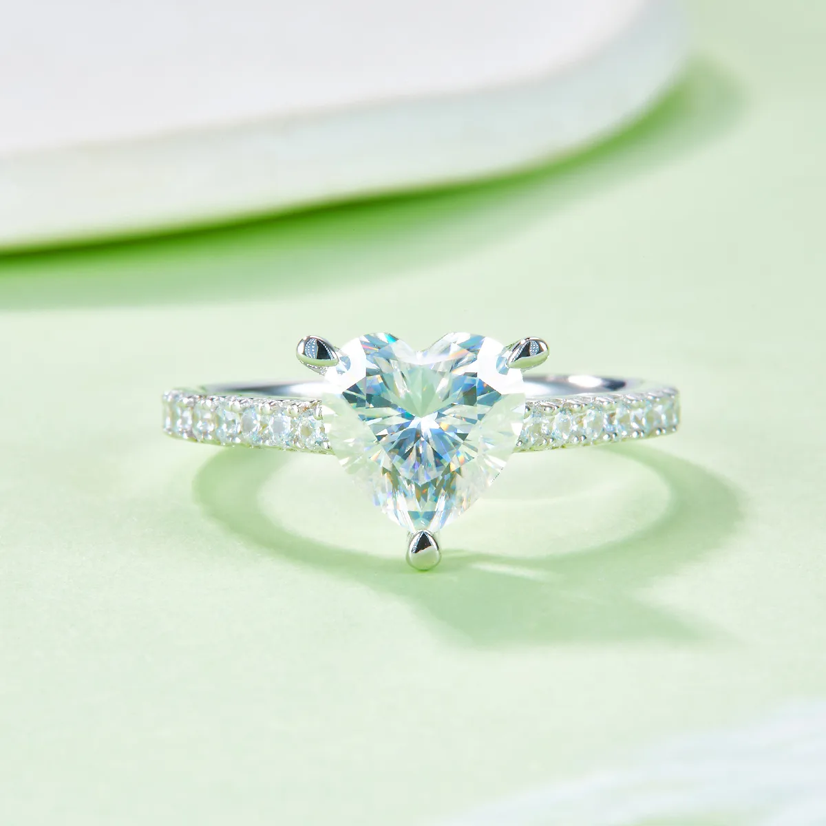 Micro-Pavé Heart S925 White-Gold-Plated Silver Moissanite Wedding Band Women's Ring 2.0ct D
