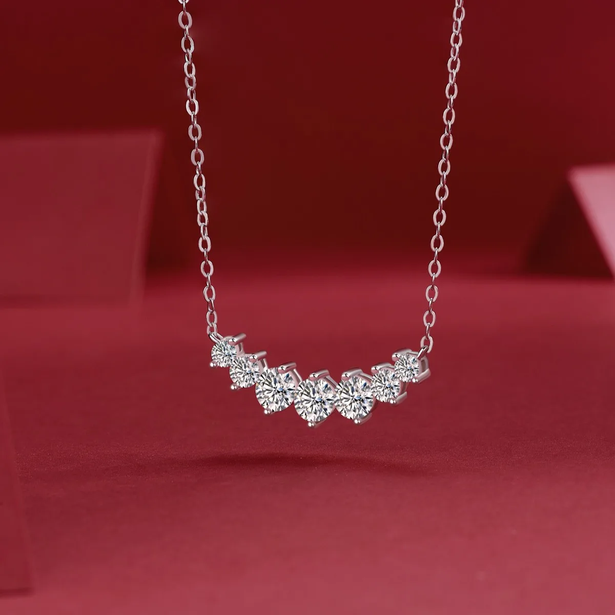 N12933 S925 Silver 18K White Gold Moissanite Sparkling Brilliant Collarbone Chain 1.23ct