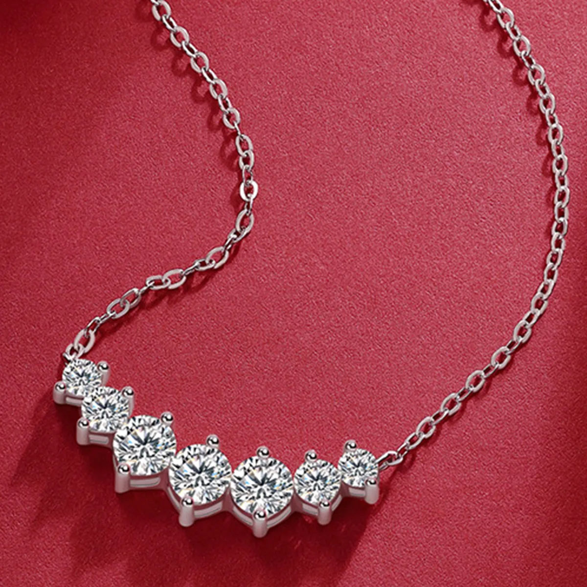 N12933 S925 Silver 18K White Gold Moissanite Sparkling Brilliant Collarbone Chain 1.23ct