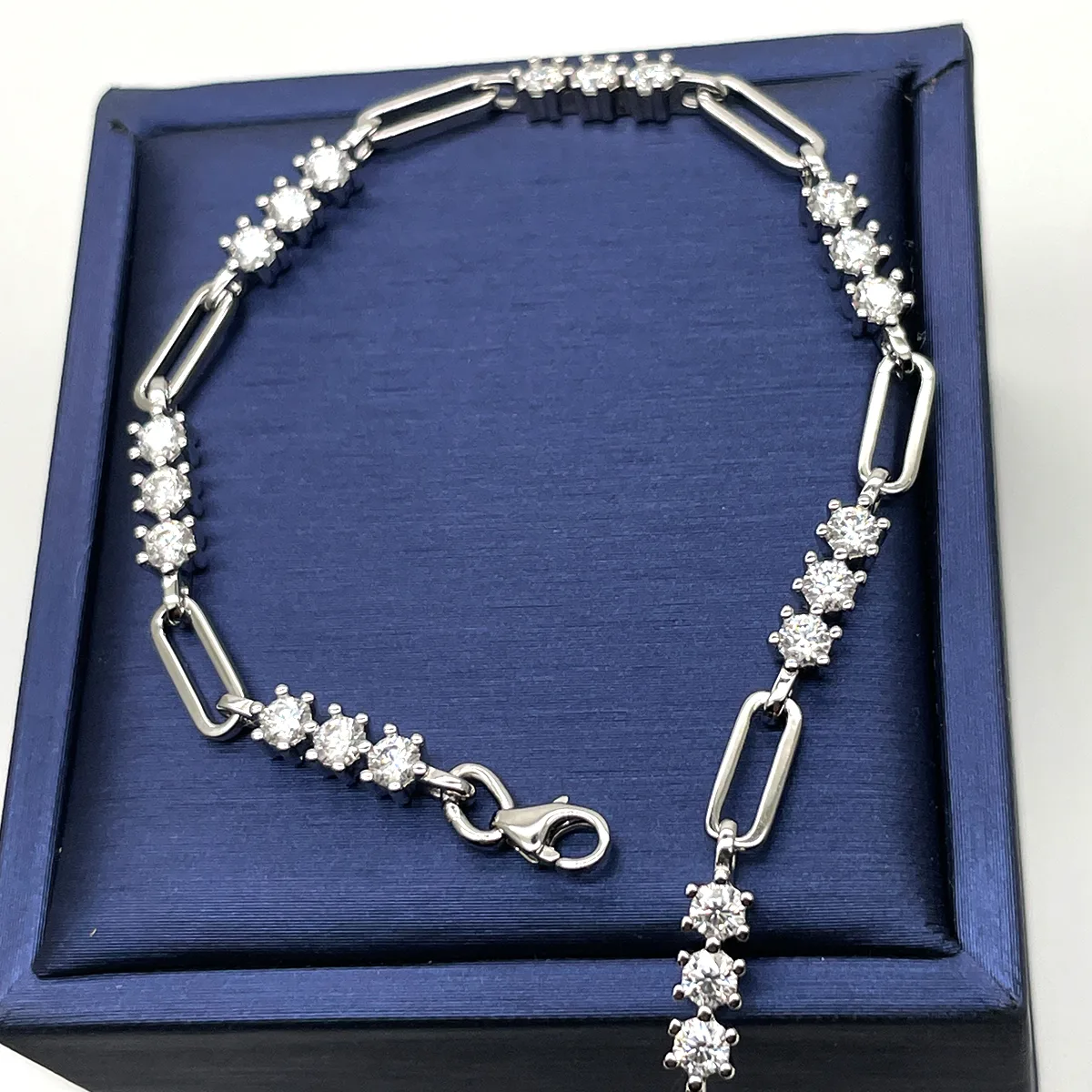 L15551 S925 Silver 18K White Gold Moissanite Minimalist Geometric Ring Clasp Bracelet 2.1ct