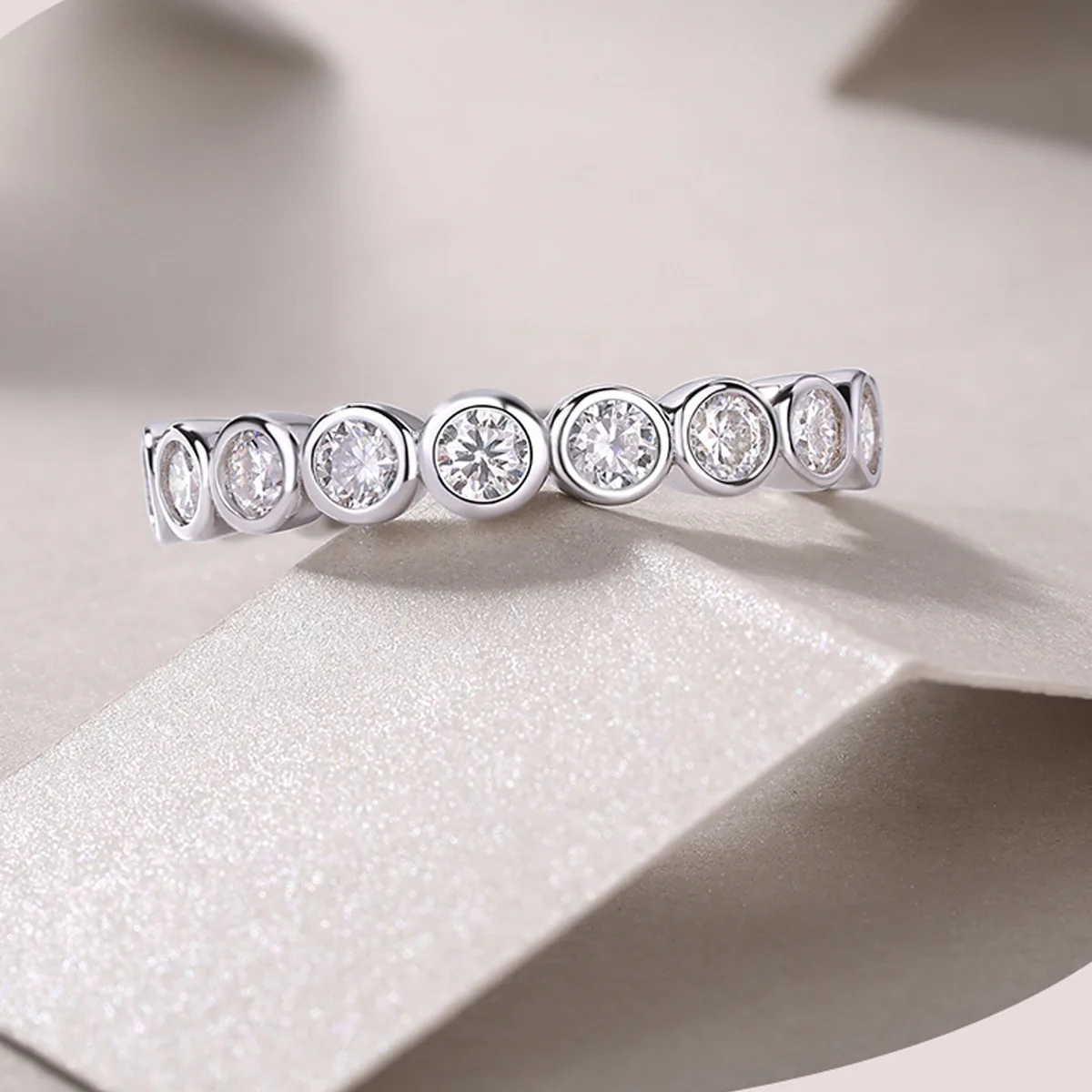 R13125-3.0 S925 Silver 18K White Gold Full Pavé Moissanite Confession Ring 1.8ct