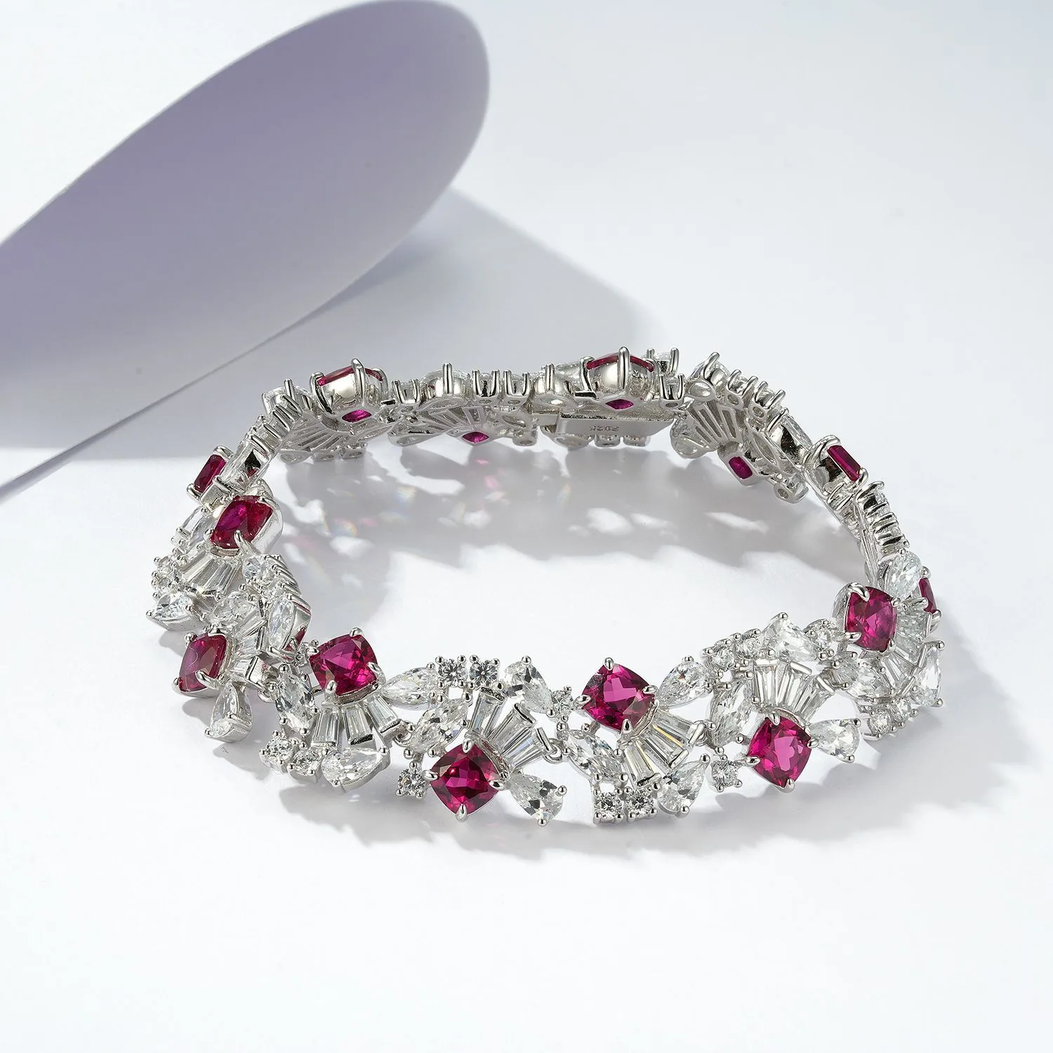 ZHF-L1389 S925 Silver 18K White Gold Cushion Lab-Grown Gemstone Light Luxury Bracelet Center Stone 5.0mm/ Stones