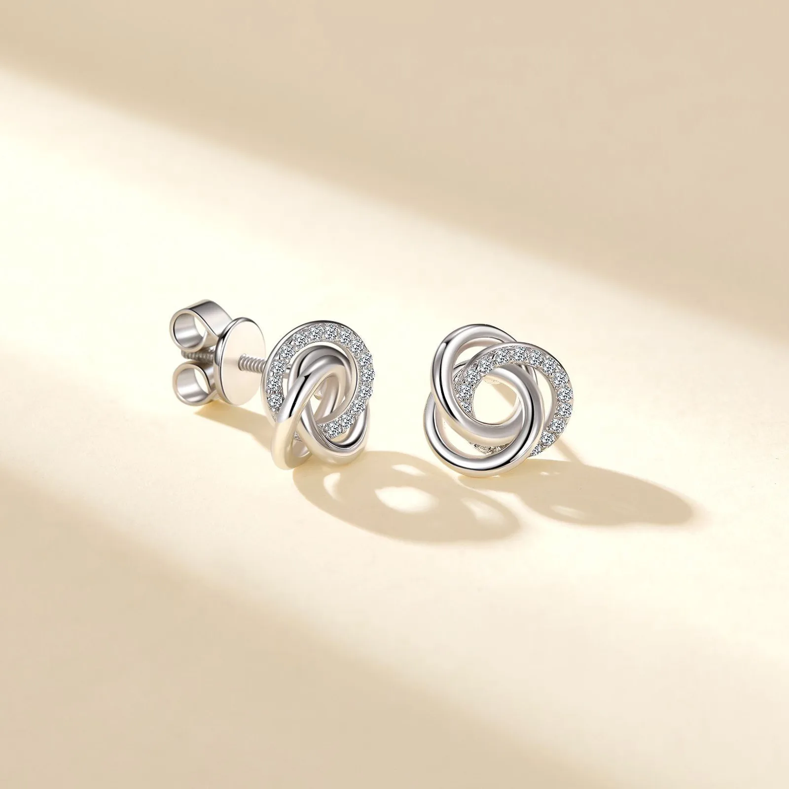SE0169512 S925 Silver 18K White Gold Moissanite Stud Earrings 0.12ct