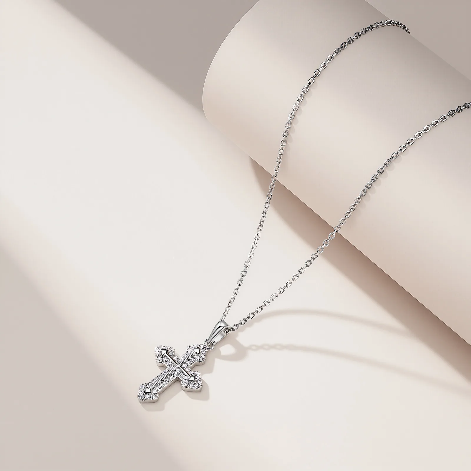 SP0416106 S925 Silver 18K White Gold Moissanite Cross Pendant 0.31ct