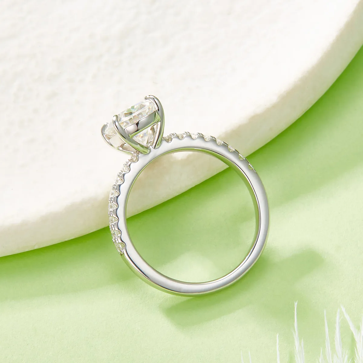 04M S925 Silver 18K White Gold Oval Moissanite Premium Women's Ring Center Stone 9*7mm/2.0ct