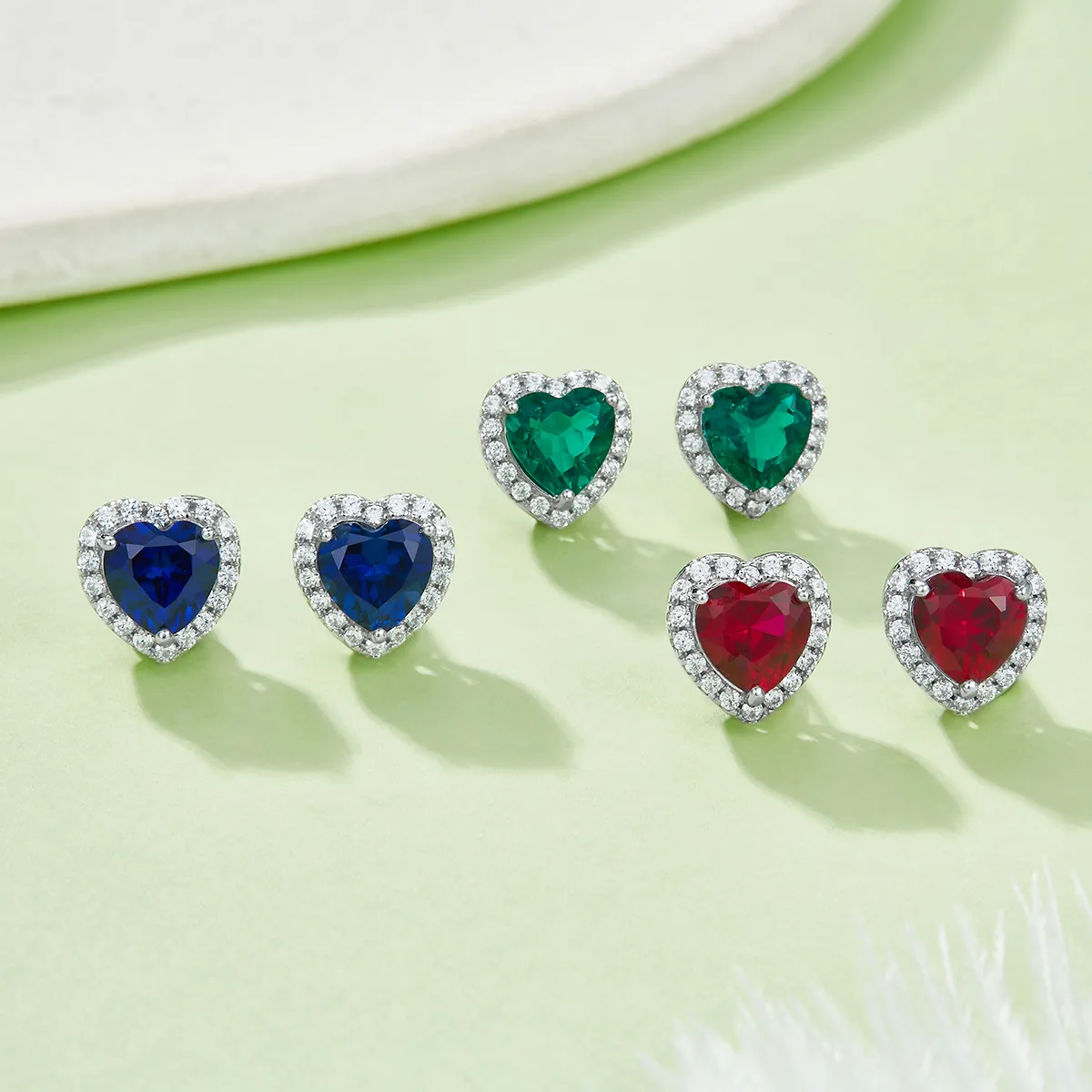 E2027 Silver 18K White Gold Heart Lab-Grown Gemstone Stud Earrings Center Stone 6.0mm
