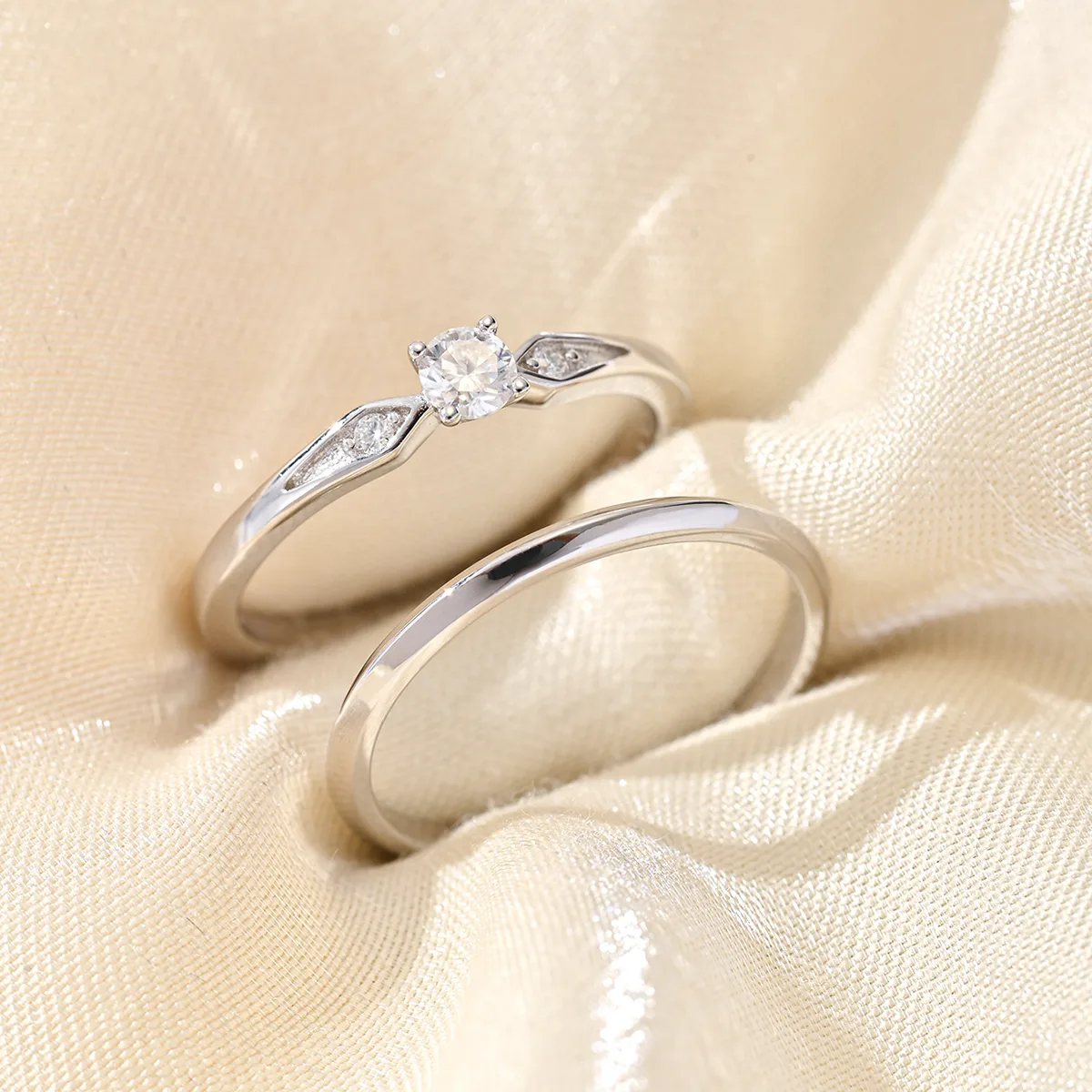 MR0291 S925 Silver 18K White Gold Round Moissanite Bridal Ring Set Center Stone 3.5mm/0.2ct