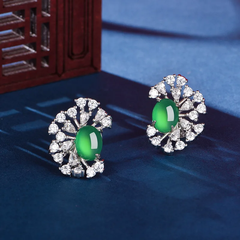 K0992 S925 Silver 18K White Gold Oval Chrysoprase Sparkling Brilliant Earrings 8*6mm