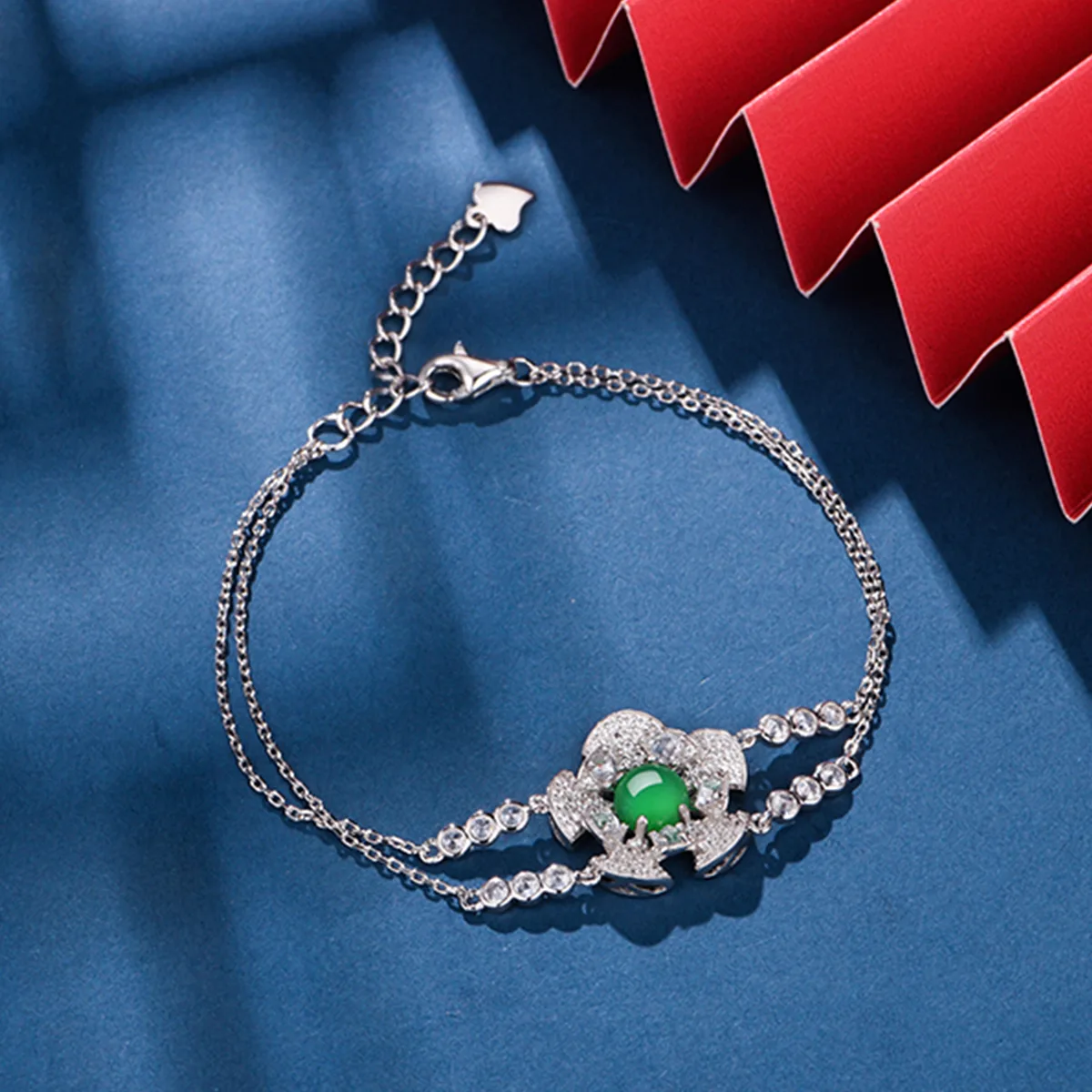 K0904B S925 Silver 18K White Gold Round Chrysoprase Flower Bracelet 6.0mm - KB12U