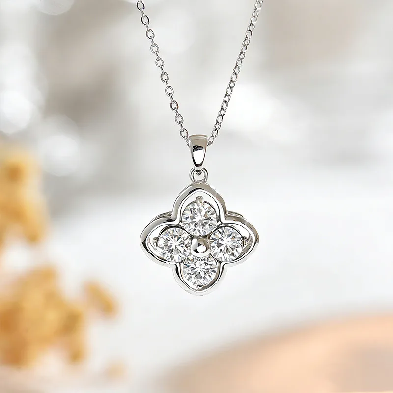 FX39917 S925 Silver 18K Gold Round Moissanite Lucky Four-Leaf Clover Necklace 2.0ct
