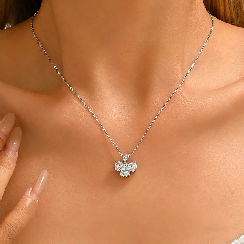 FX39898 S925 Silver 18K Gold Heart Moissanite Necklace 2.43ct