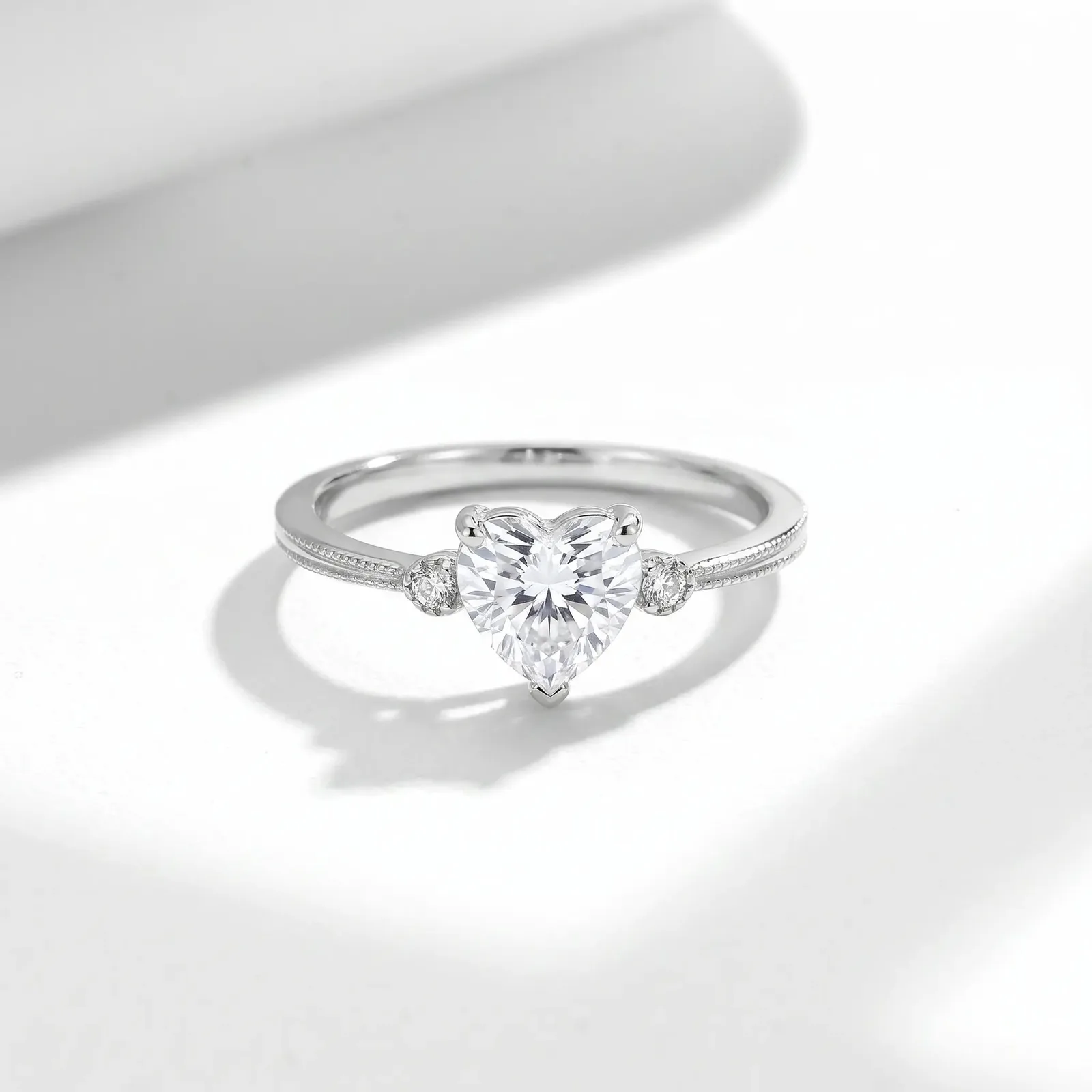FX39506 S925 Silver 18K Gold Heart Moissanite Light Luxury Wedding Band Women's Ring Center Stone 6.0mm/0.8ct