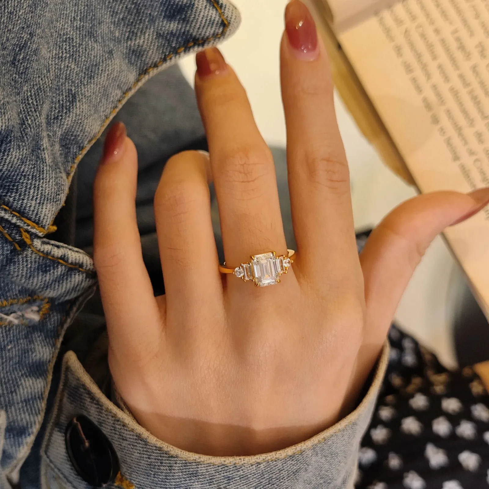 XY52 S925 Silver 18K Yellow Gold Emerald Cut Moissanite Light Luxury Engagement Ring Women