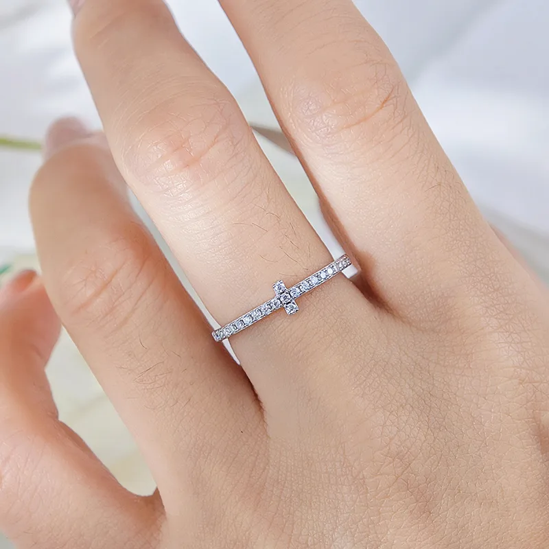 R3-0675 Cross S925 Silver 18K White Gold Round Moissanite Confession Ring Band Ring 0.17ct