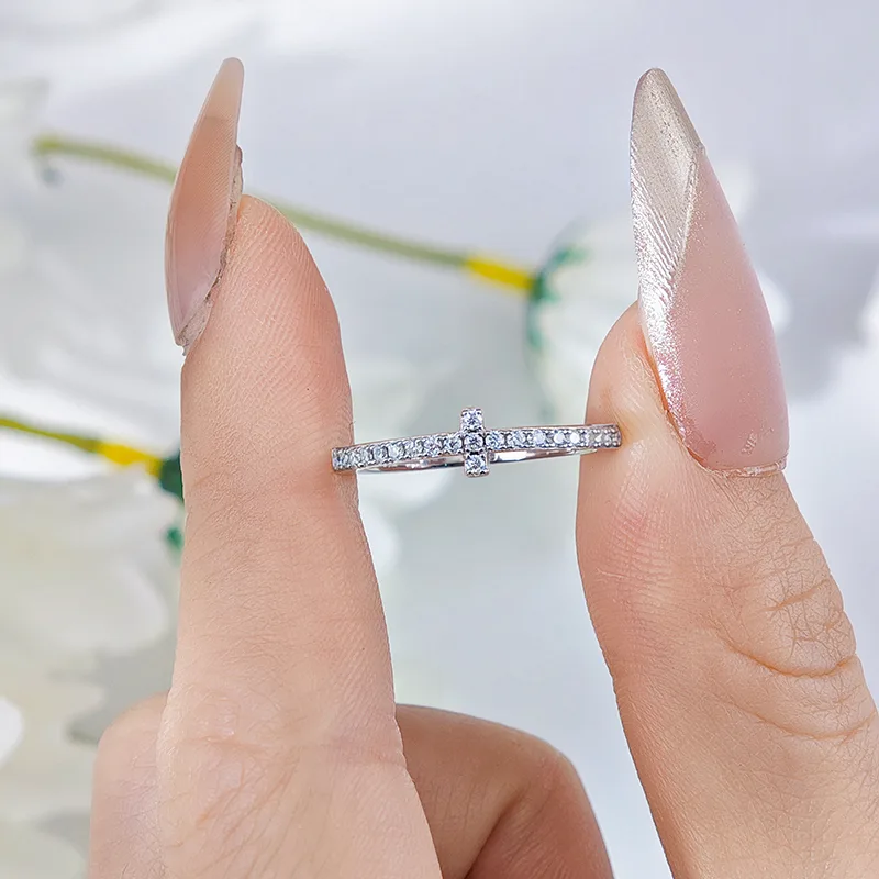 R3-0675 Cross S925 Silver 18K White Gold Round Moissanite Confession Ring Band Ring 0.17ct