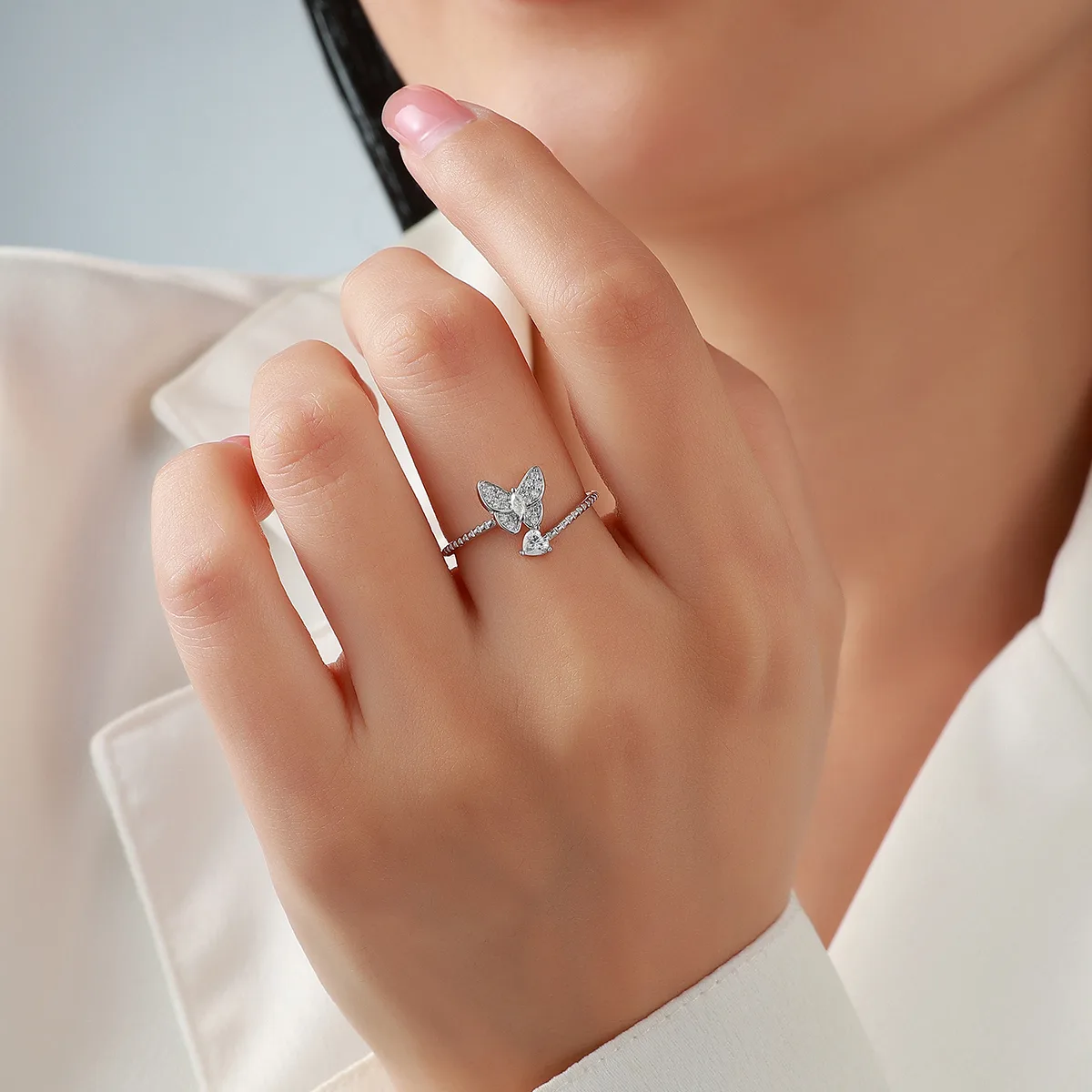 R52546 Silver 18K White Gold Heart Moissanite Butterfly Small Women's Ring Anniversary Ring 0.4ct