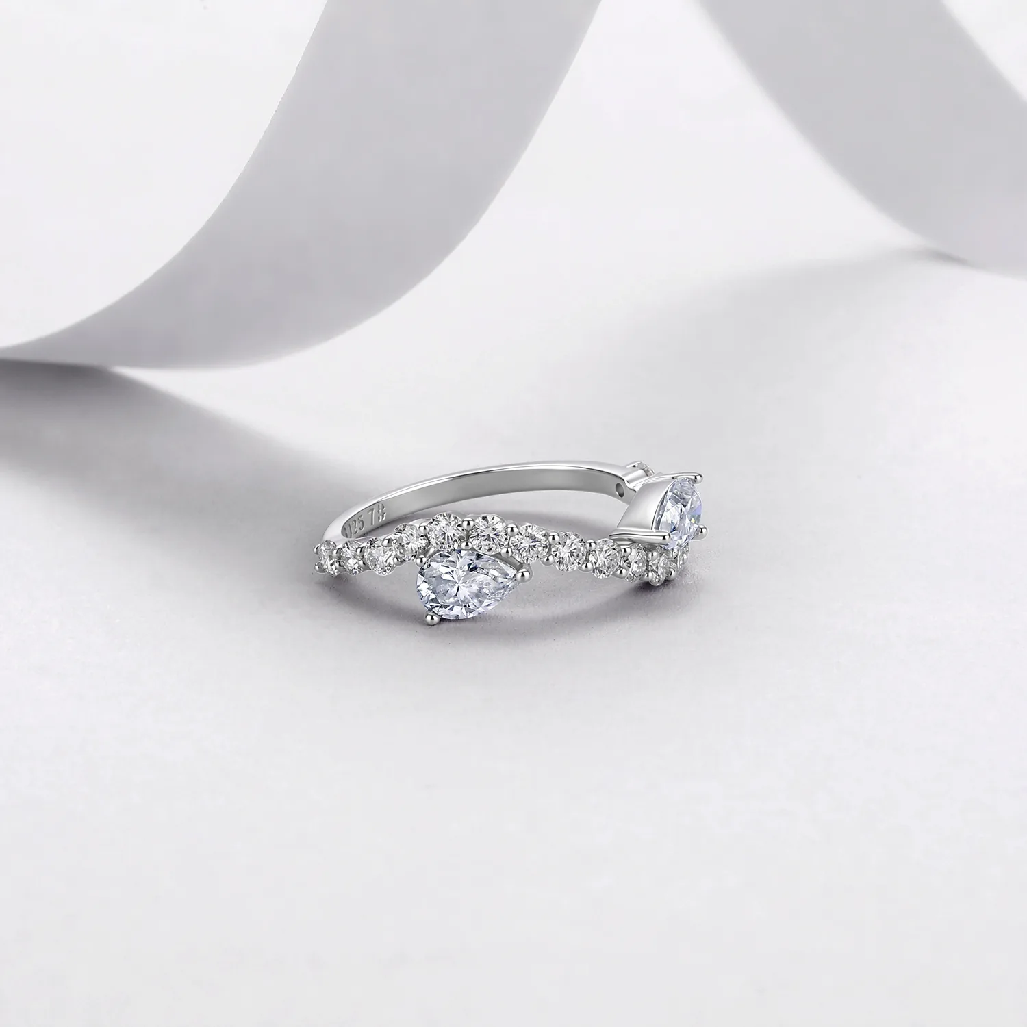 R52598-BMC Silver 18K White Gold Pear Moissanite Confession Ring Women's Ring 2.44ct