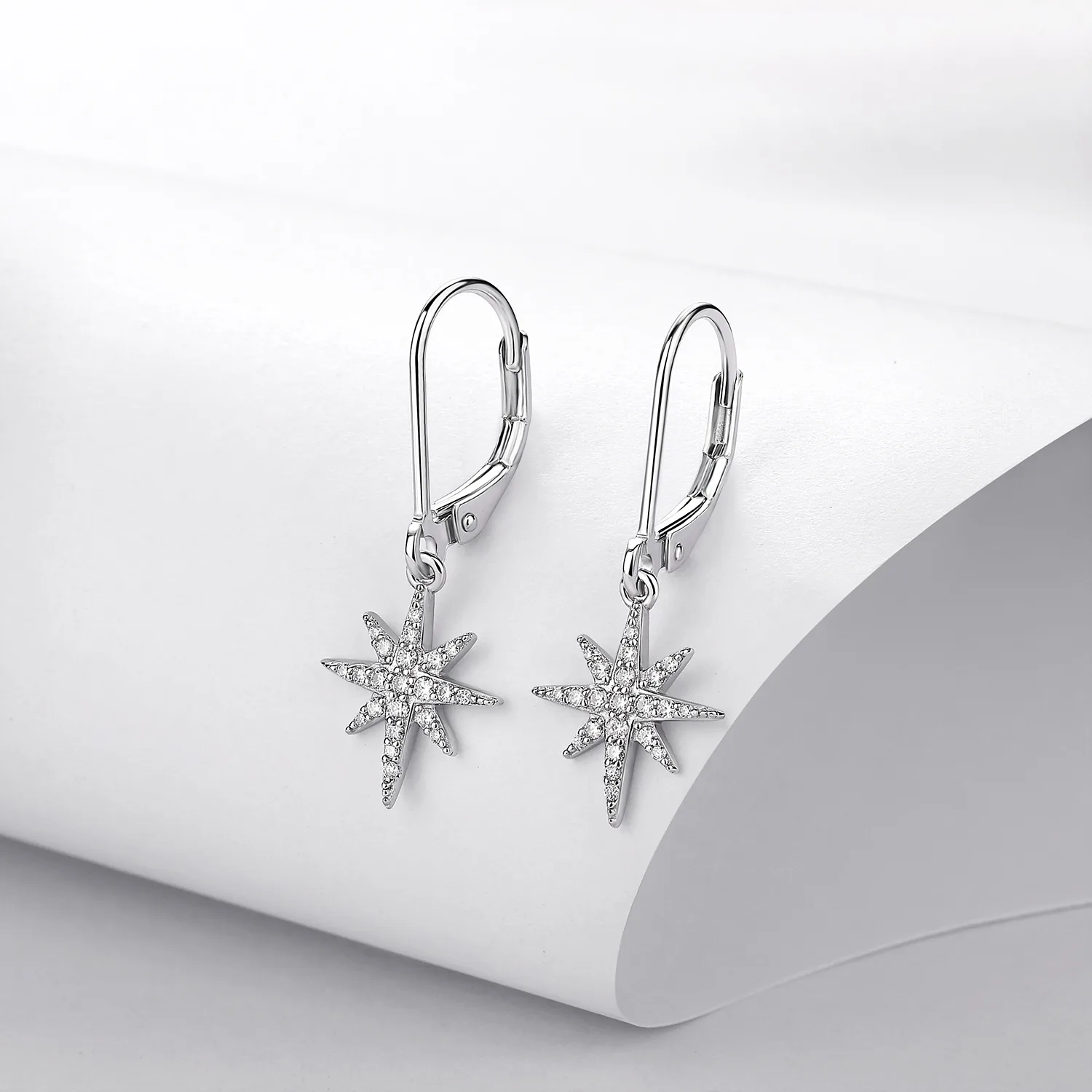 E52582-BMC Silver 18K White Gold Round Moissanite Star Earrings 0.4ct